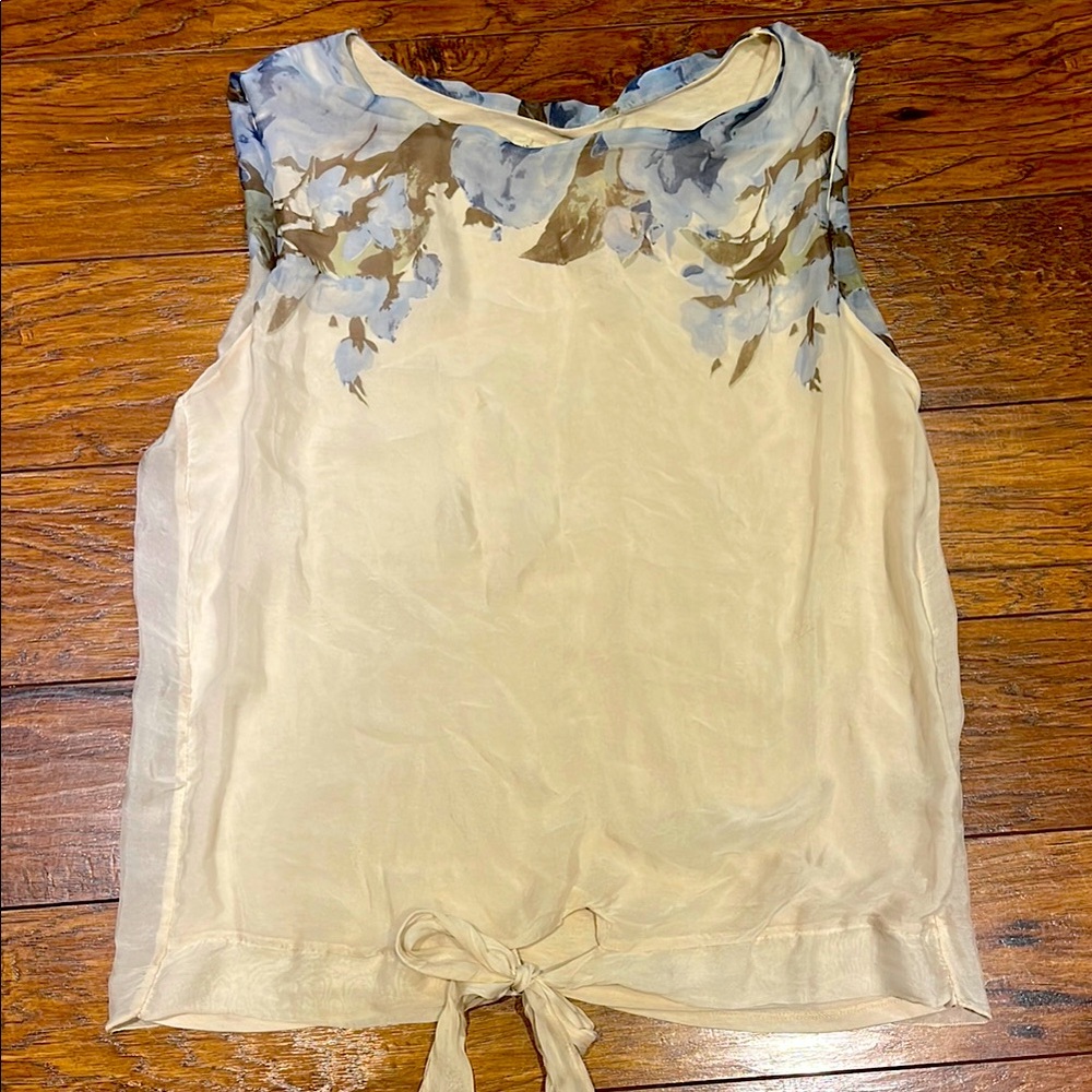 ✨ 100% Silk Floral Sleeveless Top | Cream & Blue | Made in Italy 🇮🇹